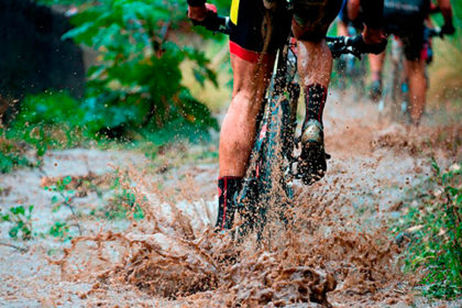 Temporal de lluvias, el clima perfecto para los amantes de las bicicletas de montaña.